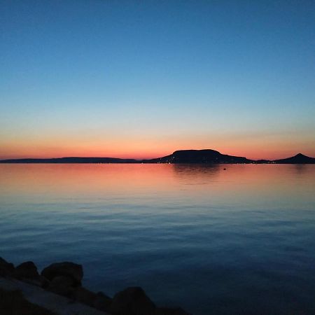 Exclusive Beachfront Villa Fonyód Εξωτερικό φωτογραφία