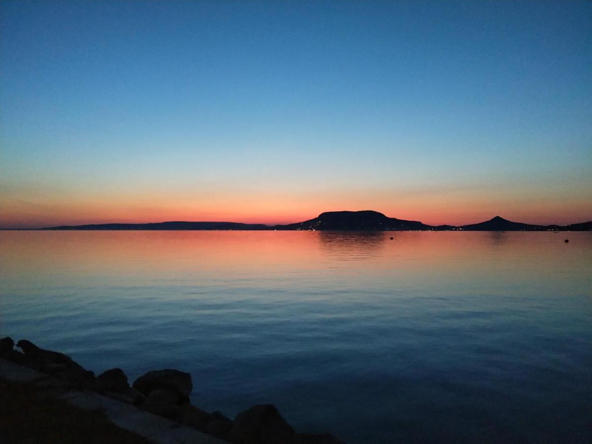 Exclusive Beachfront Villa Fonyód Εξωτερικό φωτογραφία
