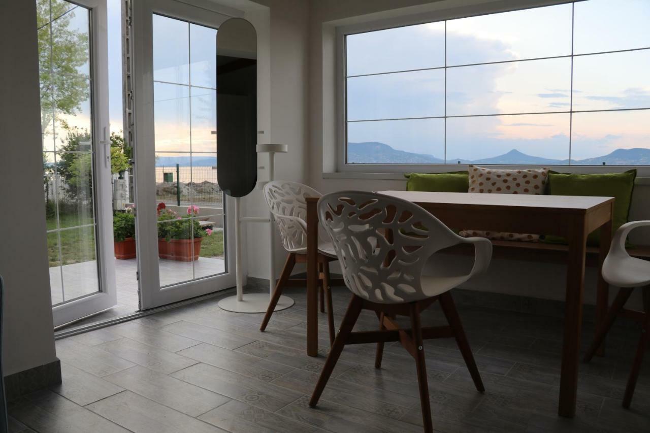 Exclusive Beachfront Villa Fonyód Εξωτερικό φωτογραφία